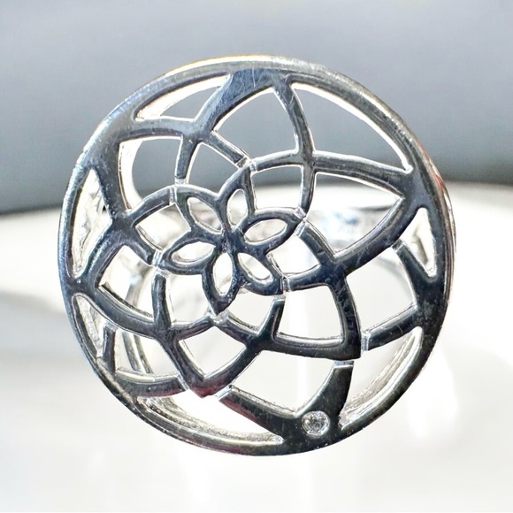 Flower of Life Sterling Silver Ring (6) - Picture 6 of 8